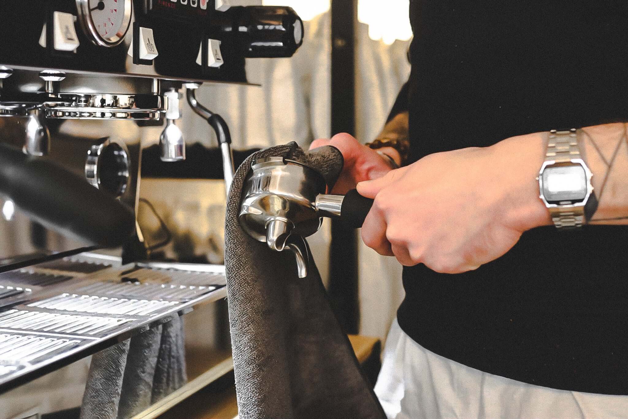 Barista-siebträger-espresso-machine