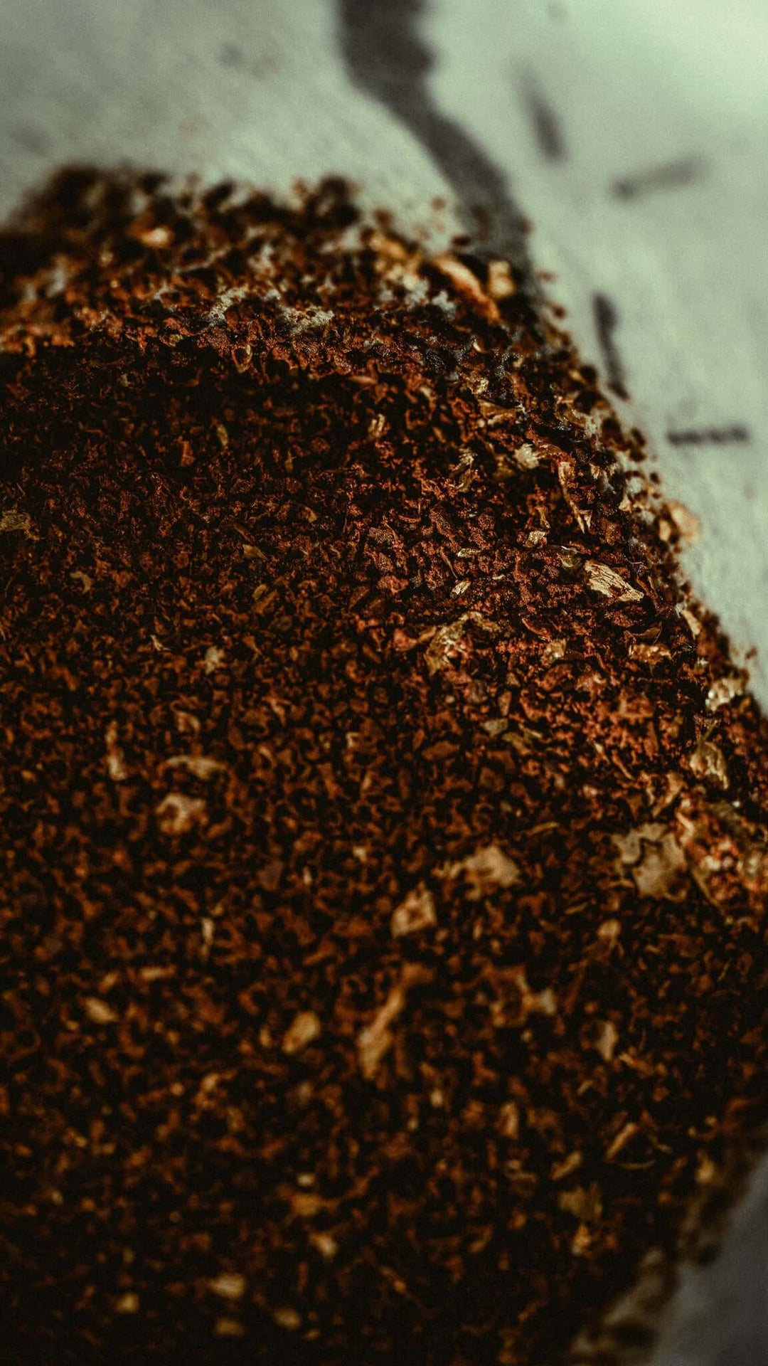 filter-kaffee-im-hand-filter
