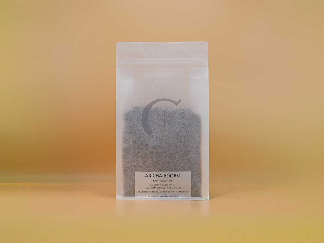 ARICHA ADORSI - Verpackung für Spezialitätenkaffee aus Äthiopien mit schwarzer Beere und Citrusnoten.