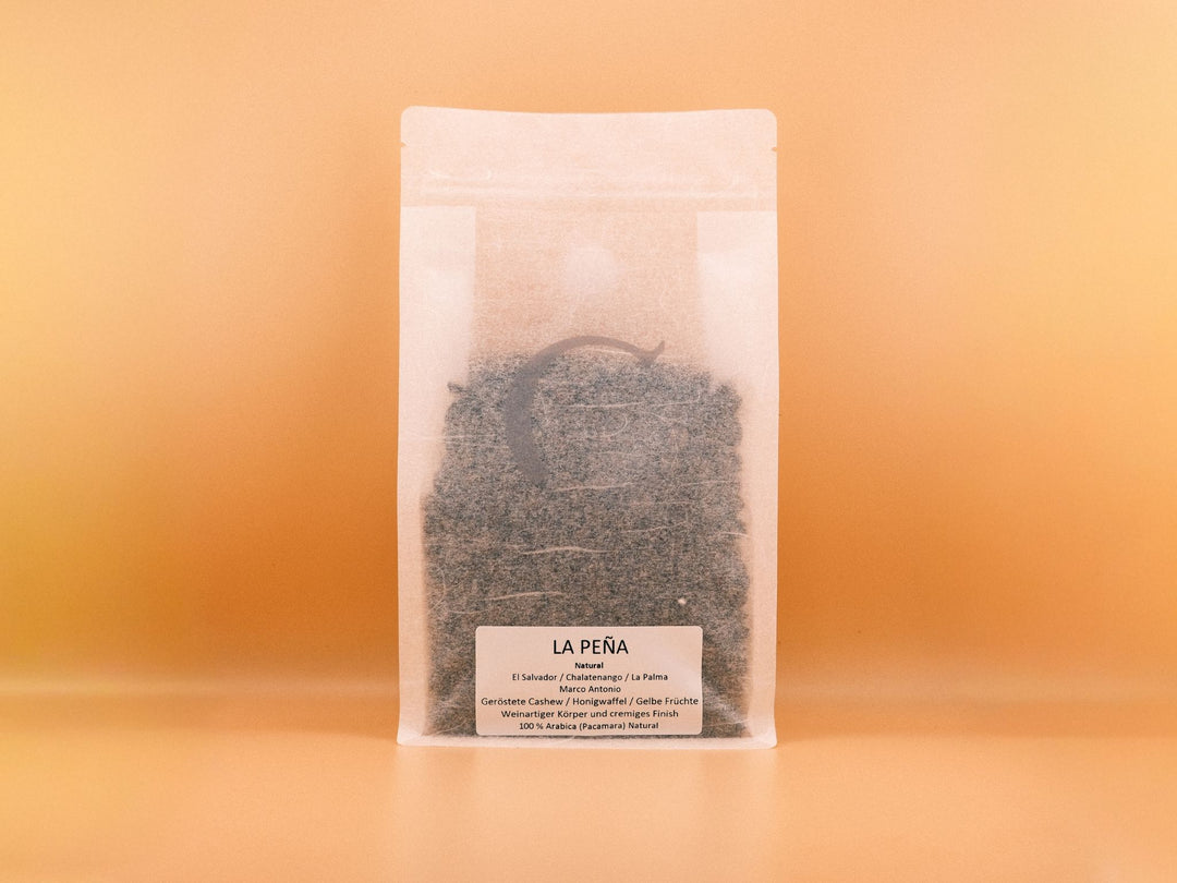 LA PEÑA specialty coffee package from El Salvador with a detailed label description.